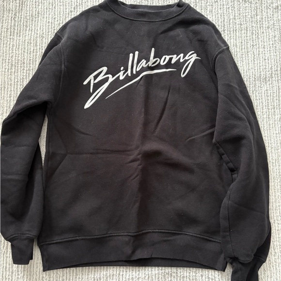 Billabong Sweaters - BILLABONG Women’s Black Crewneck Sweater, Size XS